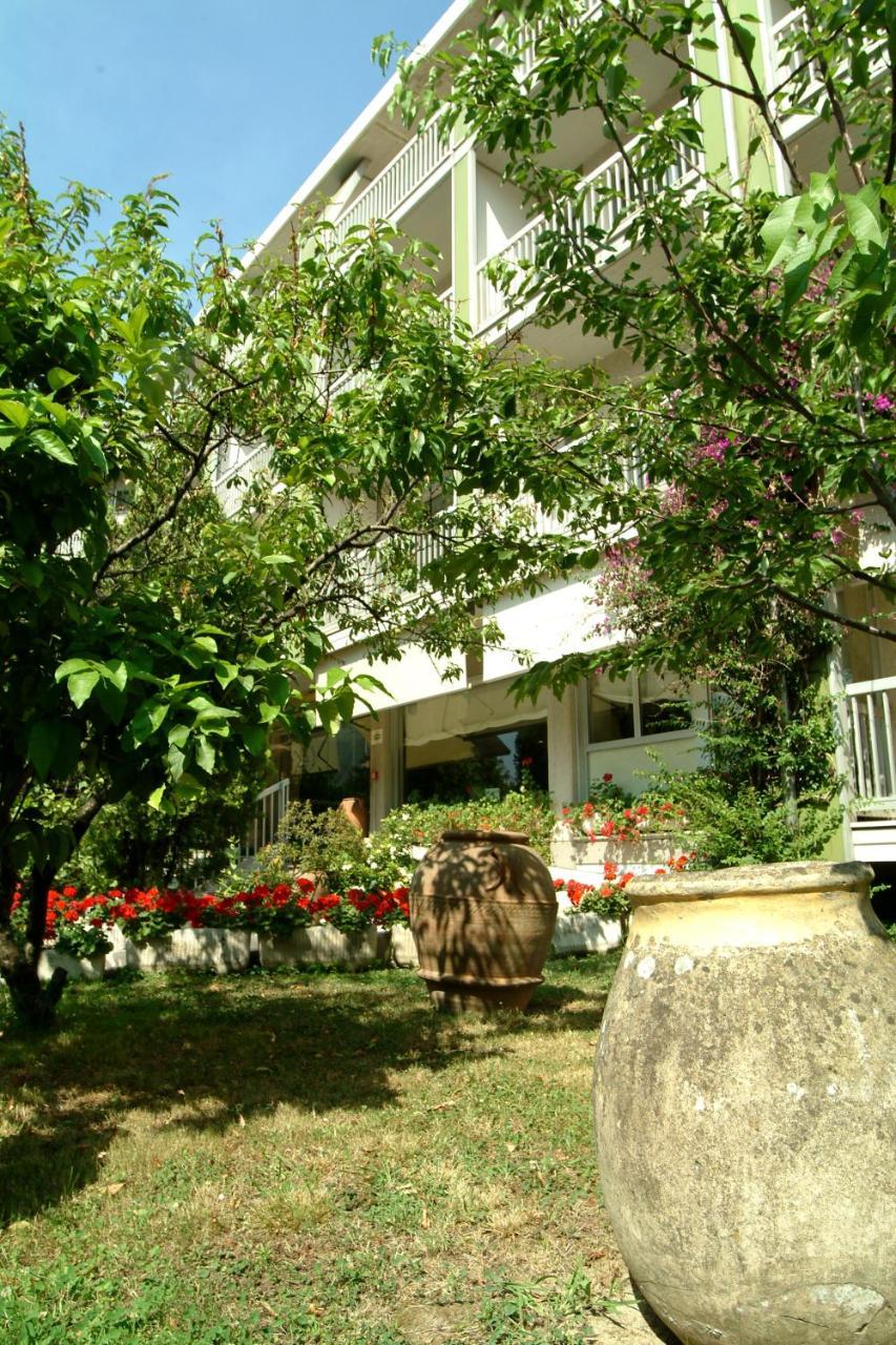 Ghironi Hotel 3*